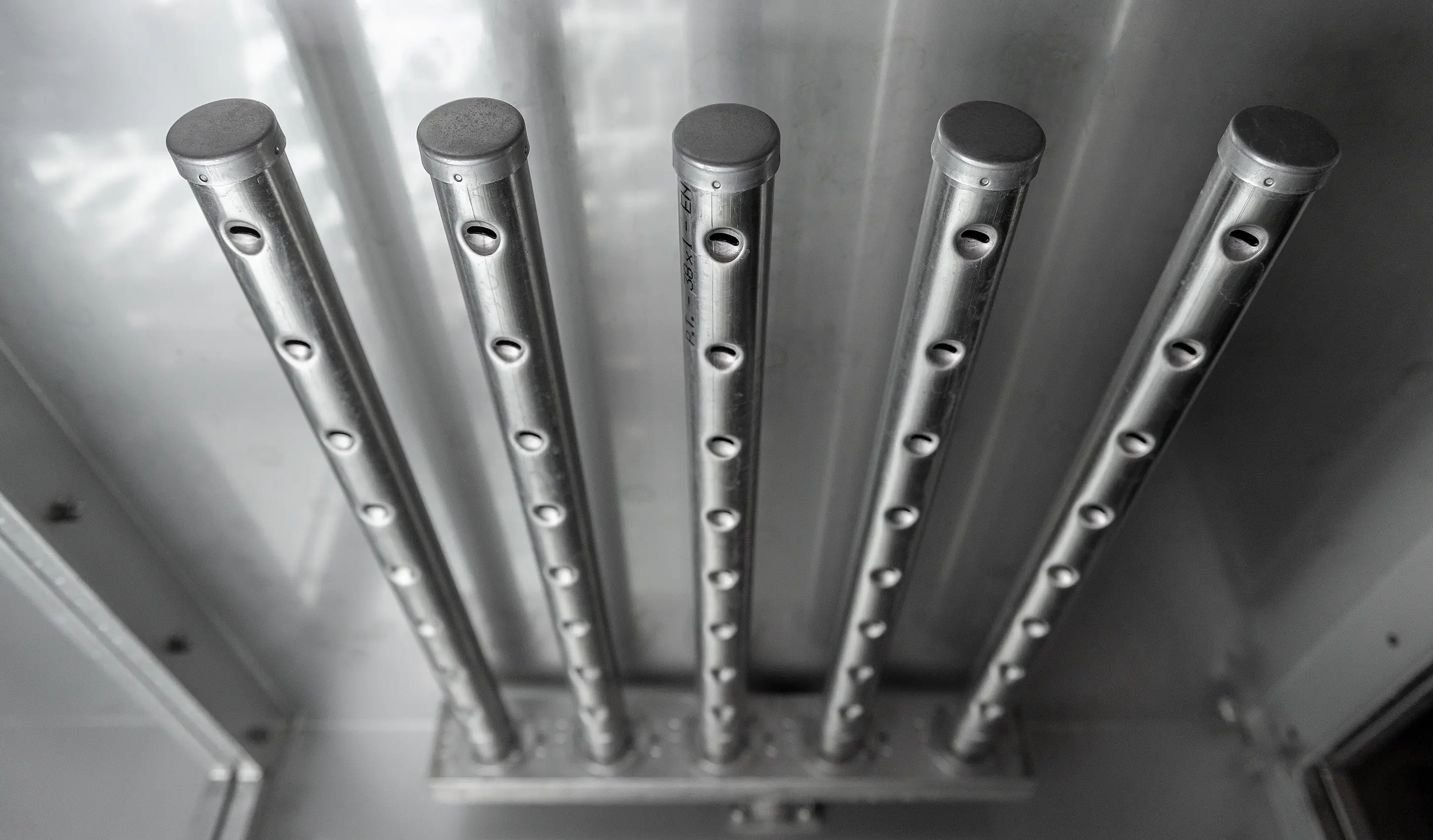 Silanos Nastro Inside Dishwasher